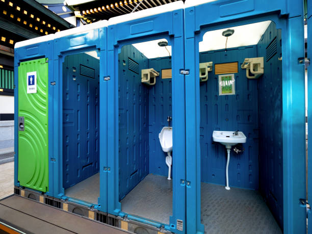Best Portable restroom trailer rental  in Northfield, KY